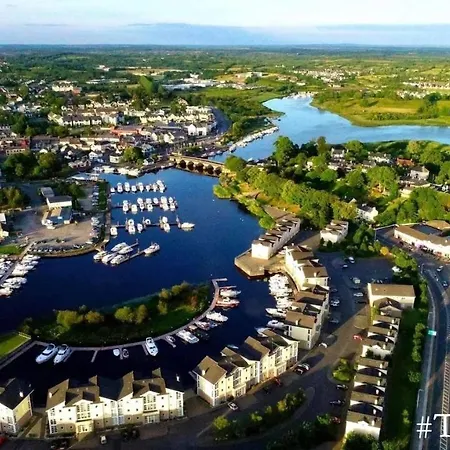 Villa Rowing Club House à Carrick on Shannon Extérieur photo