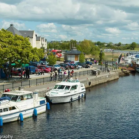 Villa Rowing Club House à Carrick on Shannon Extérieur photo