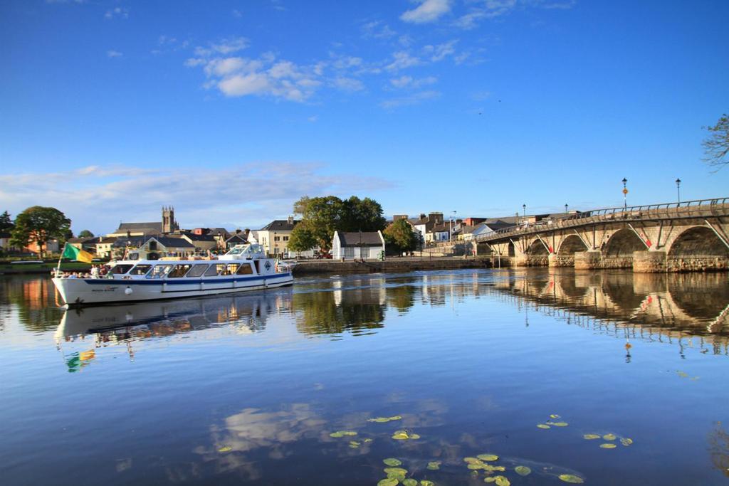 Rowing Club House Hébergement de vacances Carrick on Shannon